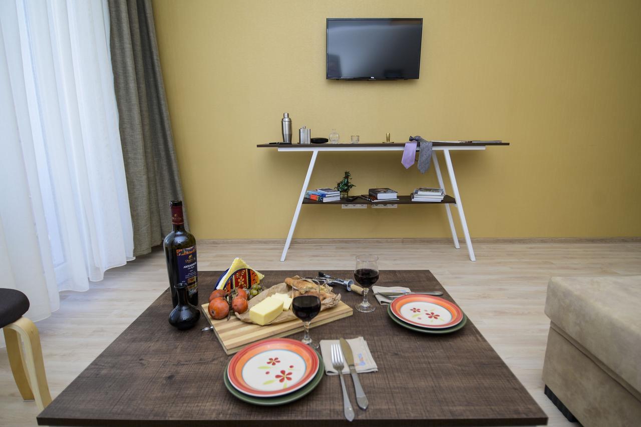 B-Lax Apartment Тбилиси Экстерьер фото